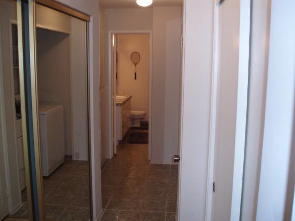 Master Bathroom - 321 N Oakhurst Dr Unidad 301