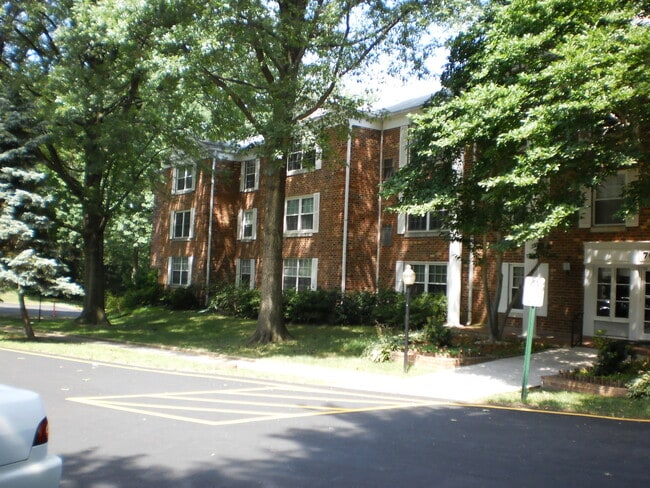 Building Photo - 7630 Provincial Dr Unit 209 Rental