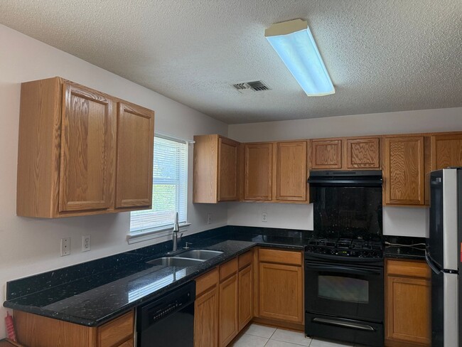 Photo - Two Bedroom Cutie