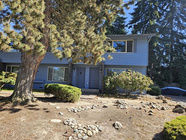 Photo - Remodeled 2/1.5 Townhome in a Quiet Fourplex Unit D