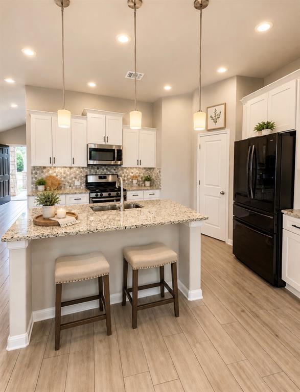 Photo - 117 Woods Edge Ln