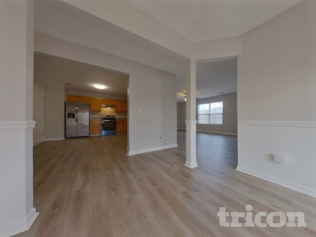 Photo - 5020 Serenity Point Ln