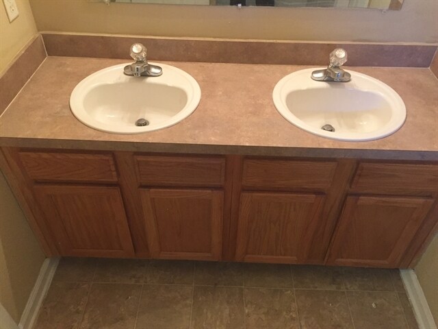 Photo - 5638 Chirping Way W