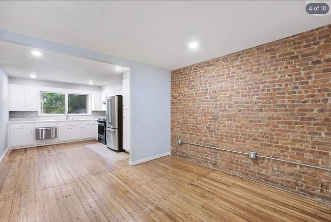 Photo - 215 Shippen St Unit 1