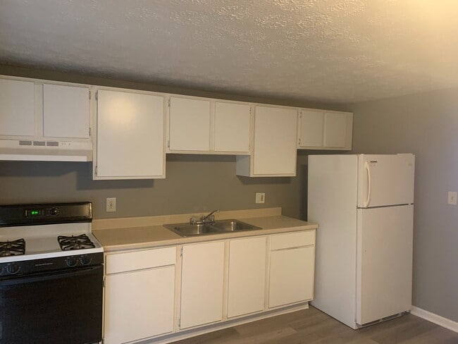 Building Photo - 1617 Smith Rd Unit 1617-C