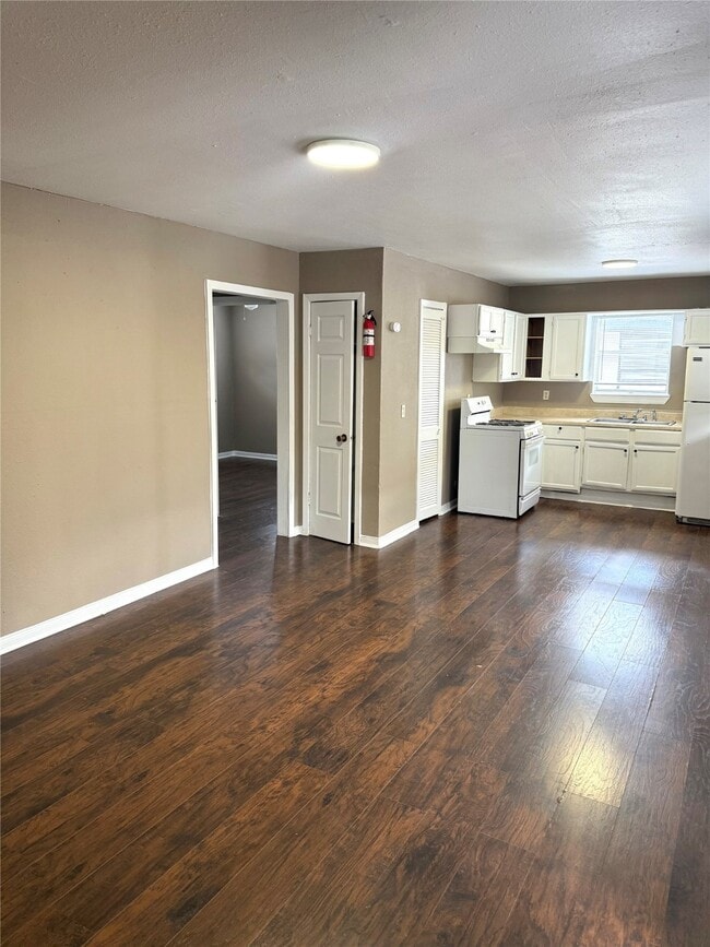 Photo - 5412 Market St Unit 3