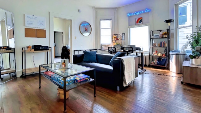 Photo - 1518 Emerson Ave N Unidad 1