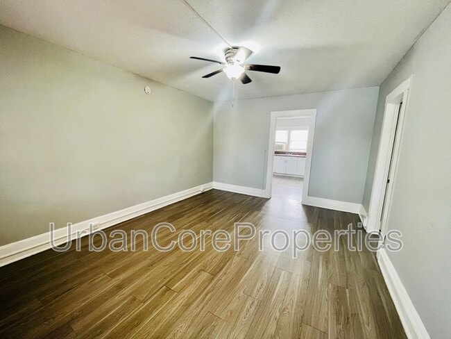 Photo - Bayside Arms Apartments