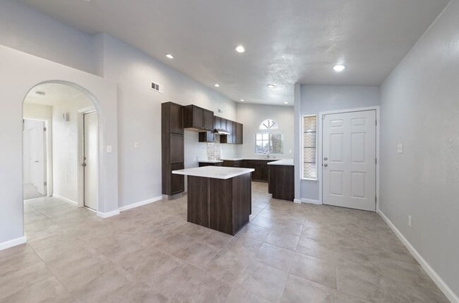 Photo - 6118 Autumn Crest Dr