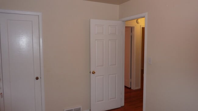 Photo - 3320 E 20th Ave