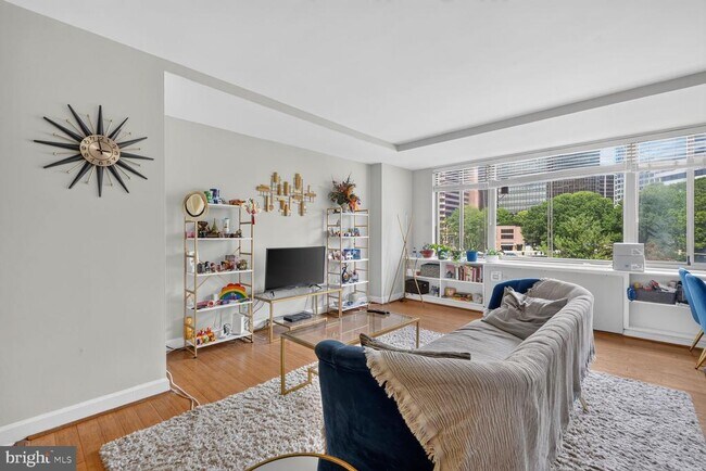 Photo - 1111 Arlington Blvd Unit 419