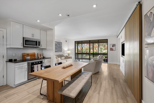 Photo - 11818 Pebblewood Dr