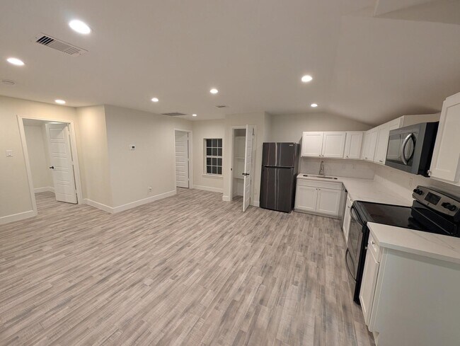 Photo - 7212 Corpus Christi St Unidad B