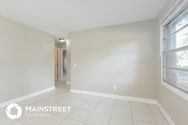 Photo - 682 Acapulca Way