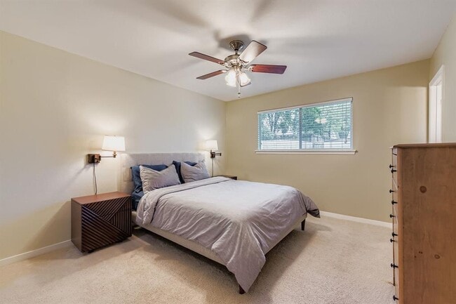 Photo - 1215 Speer Ln