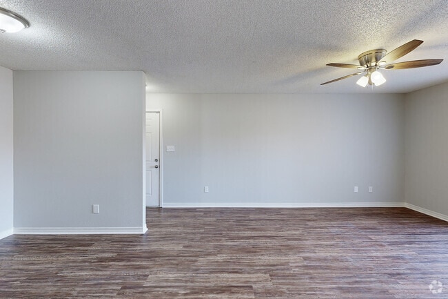 2BD 1BA 960SF Delta