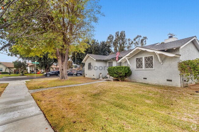 Building Photo - 8599 Driftwood Dr Rental