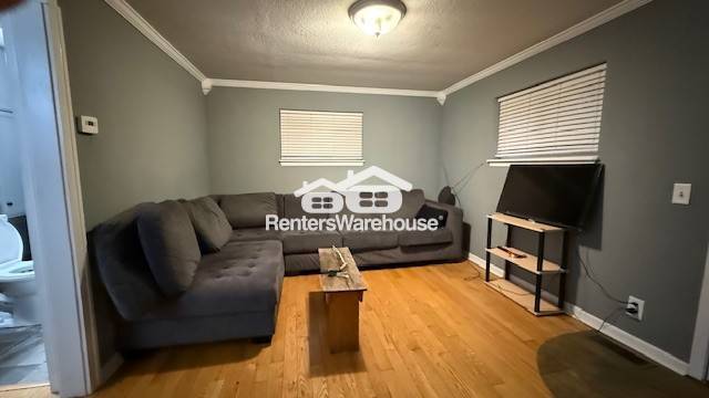 Photo - 708 10th Ave SE