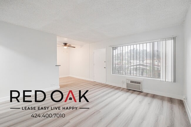 Building Photo - 4020 Midland St Unit 7