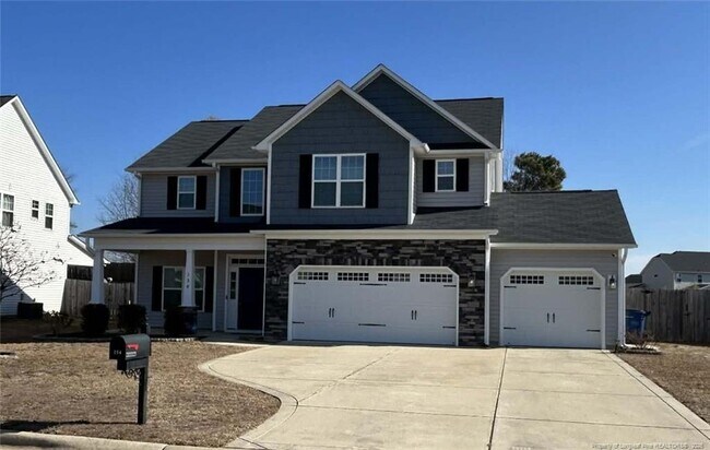 Building Photo - 154 Stafford Ave