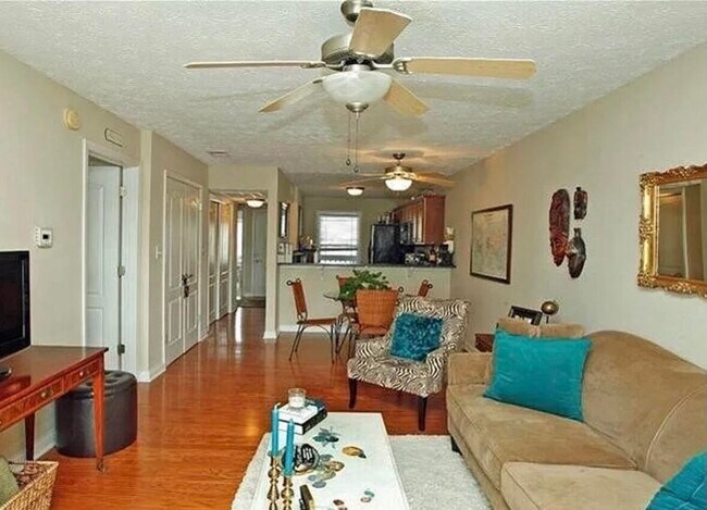 Photo - 2414 Lake Park Rd Unidad 4303