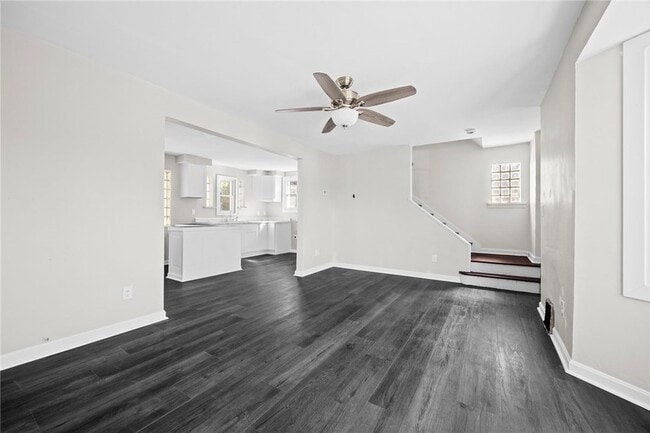 Photo - 505 Wylie Ave