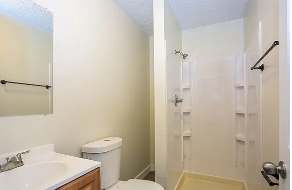 Photo - 1979 Reese Ave