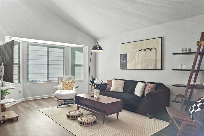 11022 Alonda Ct