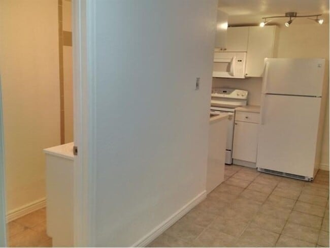 Photo - 2015 Marshall St