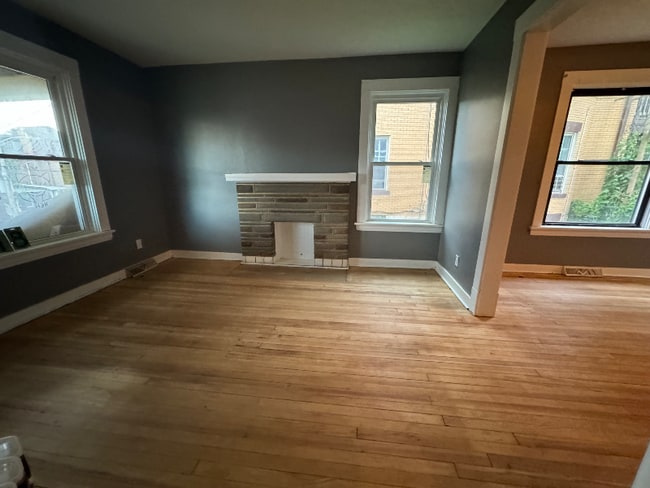 Photo - 218 Giffin Ave Unit 2