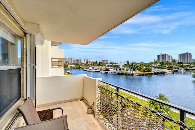 Photo - 401 Golden Isles Dr Unit 307