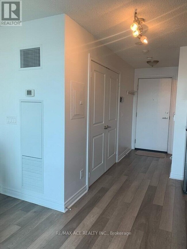 Photo - 50 Town Centre Court Unit 3907