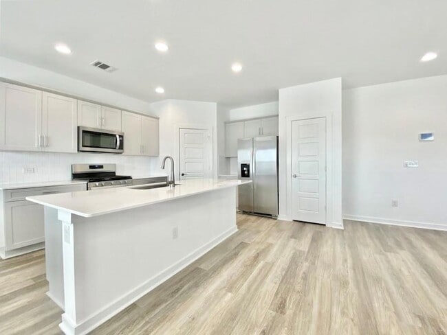 Photo - 1837 Bonham Ln