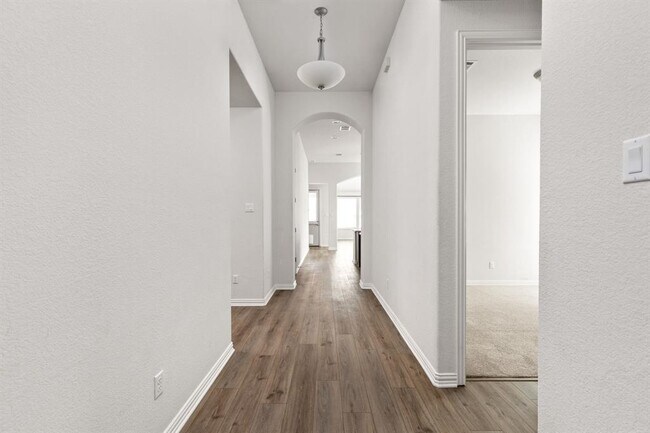 Photo - 2949 Consuelo Wy