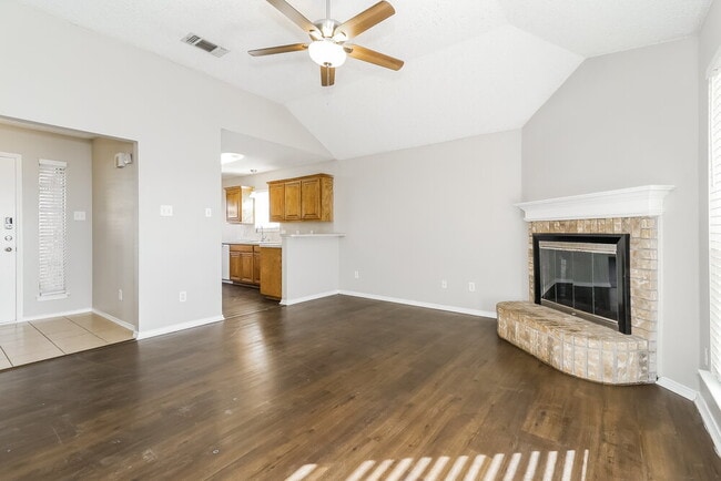 Photo - 4553 Wheatland Dr