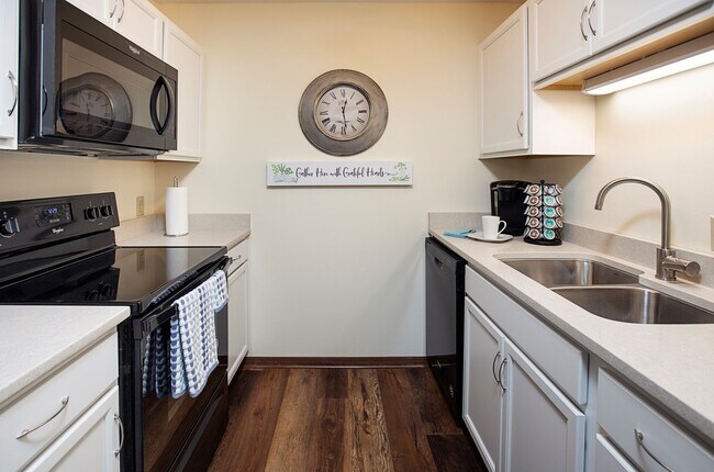 Photo - The Rathbone Apartments