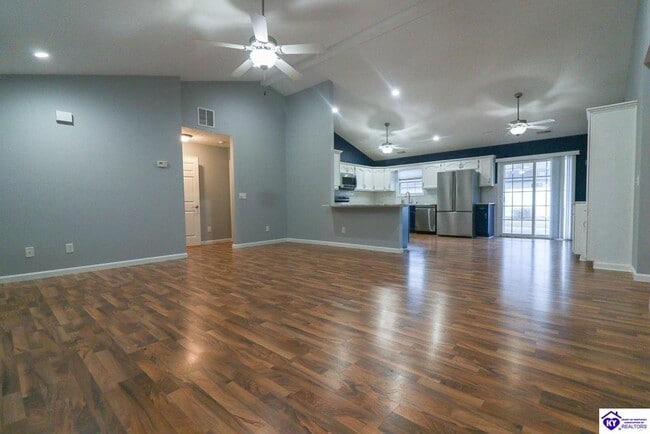 Photo - 106 Ethan Ct