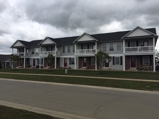 Victory Place Townhomes - Victory Place Townhomes