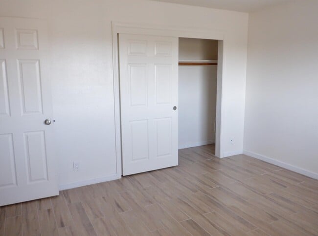 Photo - Skyview Apartments