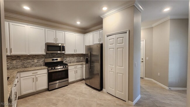 Building Photo - 15090 Cortona Wy