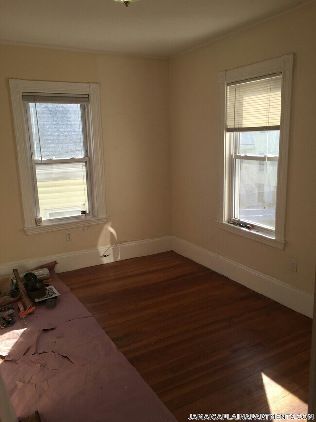 Photo - 17 Woodlawn St Unit 3