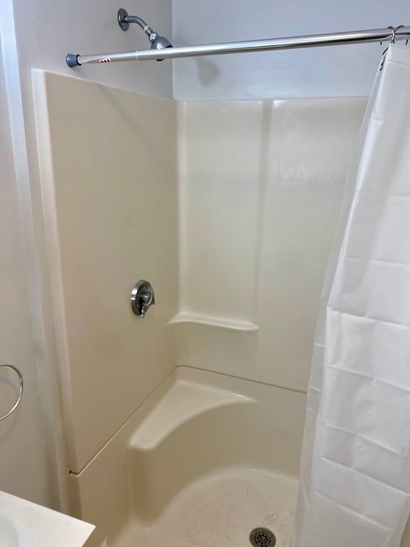 Photo - 123 Thorndike St Unit 2L