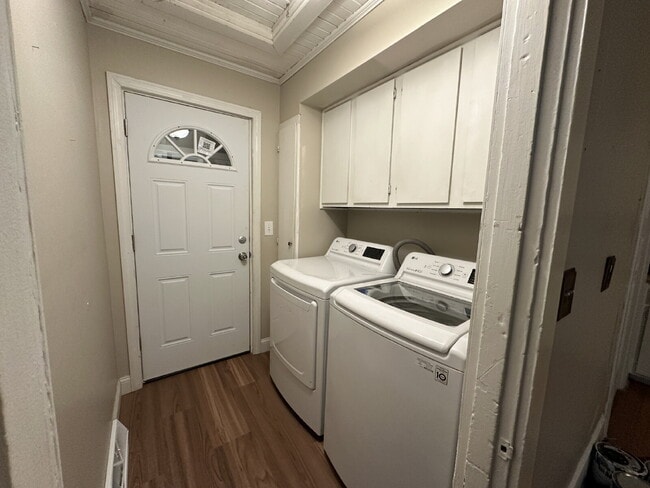 Photo - Cozy 3-Bed / 1-Bath Apartment in the Heart of Biddeford Unit Apt 2