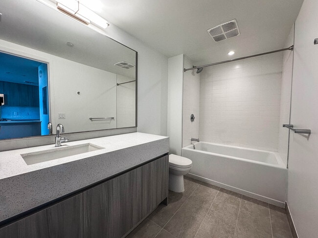 Photo - 2700 SW 29th Ave Unit S2