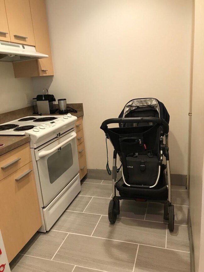 Photo - 309 W Washington Ave Unit 2XX