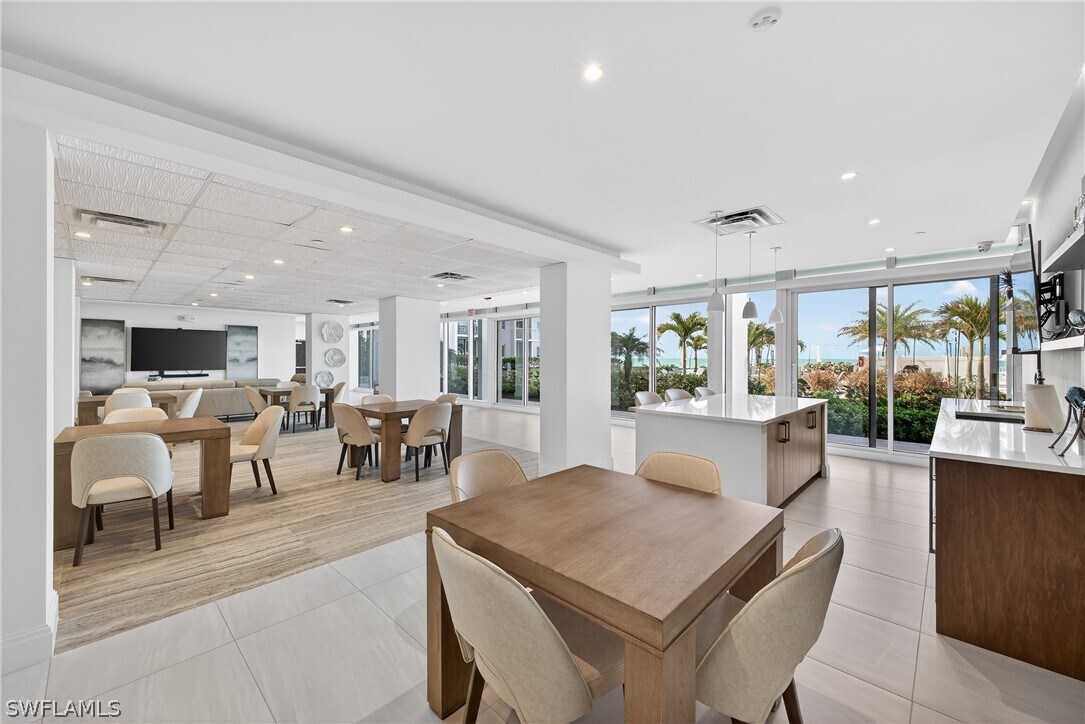 Photo - 3443 Gulf Shore Blvd N Unidad 809