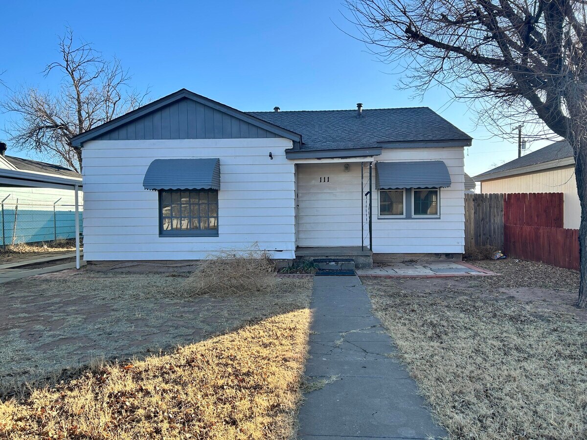 Photo - 111 Avenue U