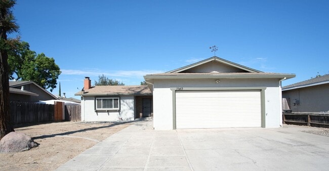 Building Photo - Coming in August-Ceres Home!