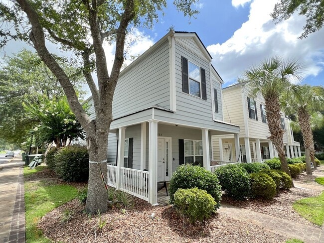 Photo - AVAILABLE MID-APRIL 2026! (No Pets)