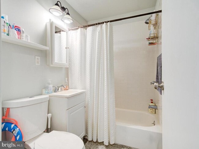 Photo - 539 N 33rd St